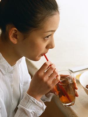 南越谷駅徒歩2分！多彩な肉料理とワインビュッフェが楽しめる越谷ミート酒場ビンゴ